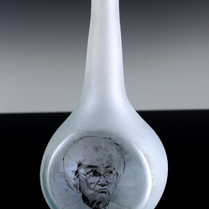 Coldworked Blown Glass & Enamel</br>3 x 4 x 8&rdquo;</br>2022